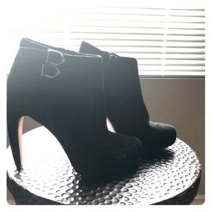 Ankle booties! Sam Edelman, new!